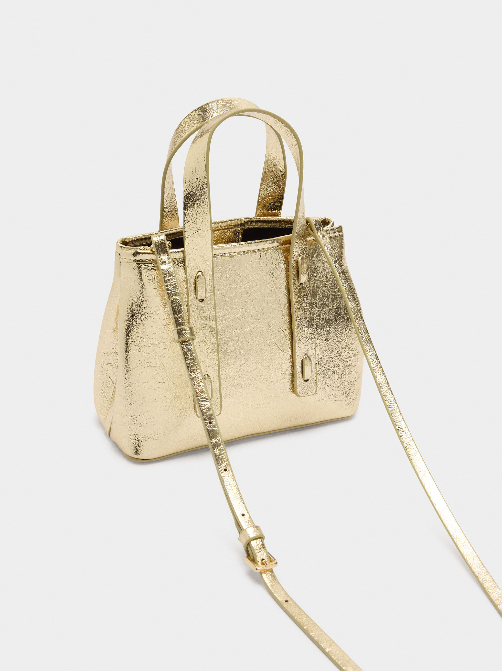 Tasche aus Rissleder mit Metallic-Effekt