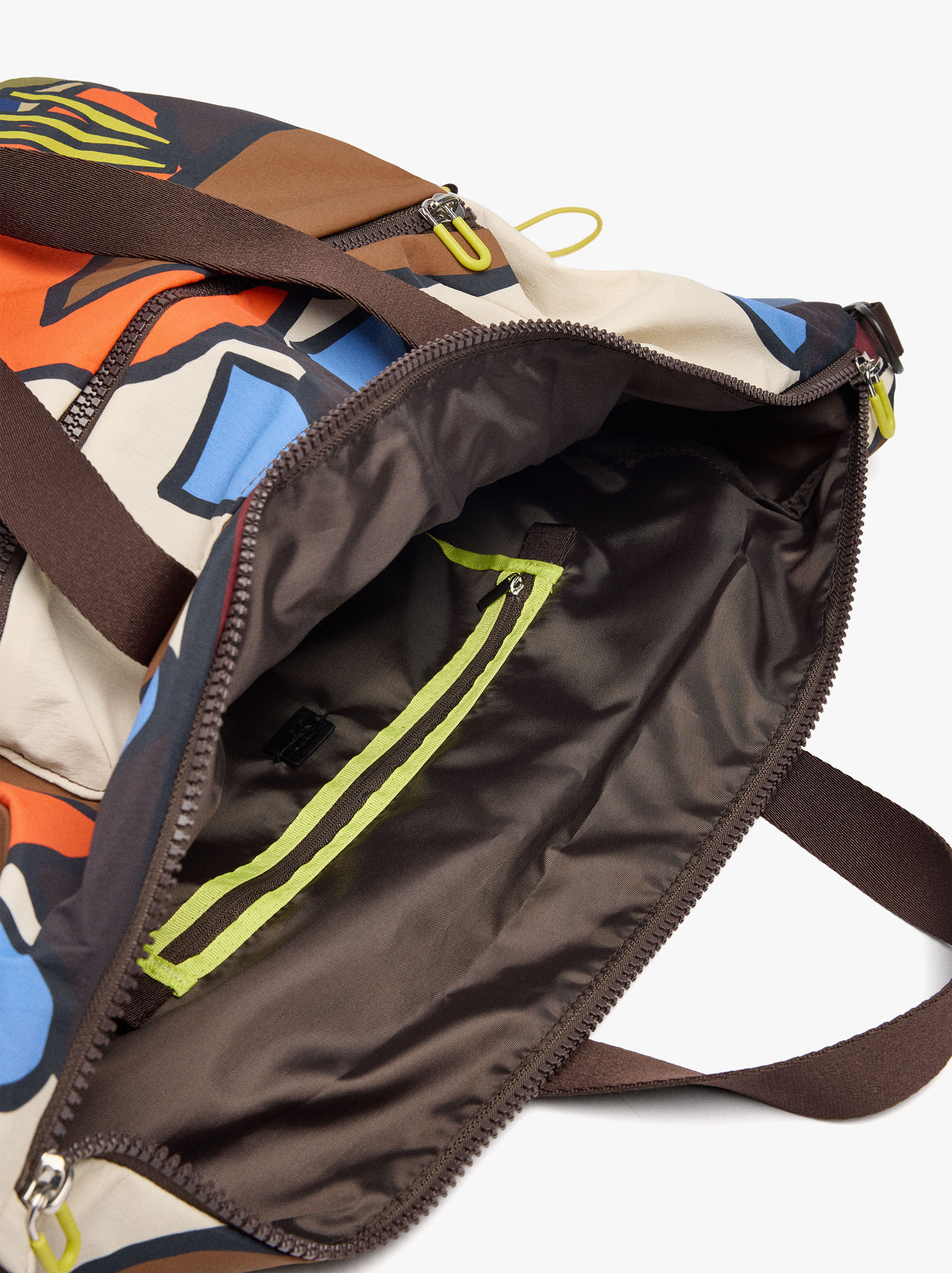 Gestreifter Nylon-Rucksack mit Motivdruck