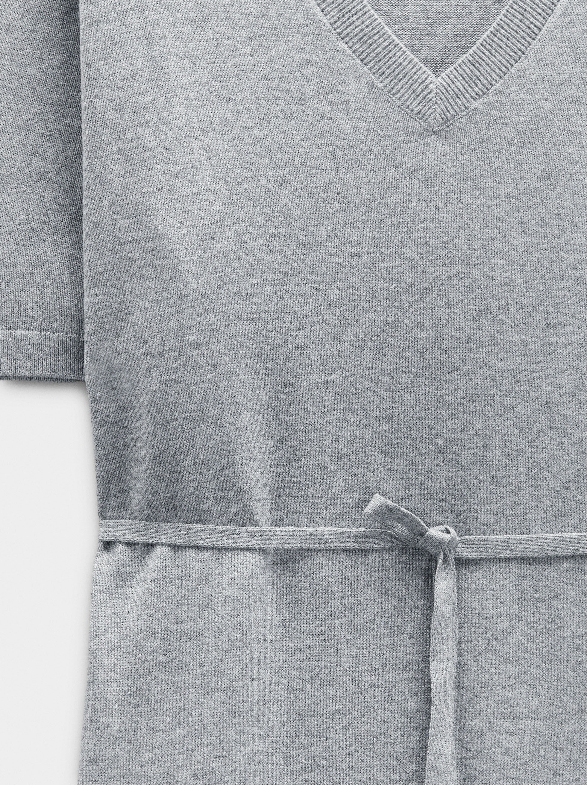 Midi-Strickkleid mit Band