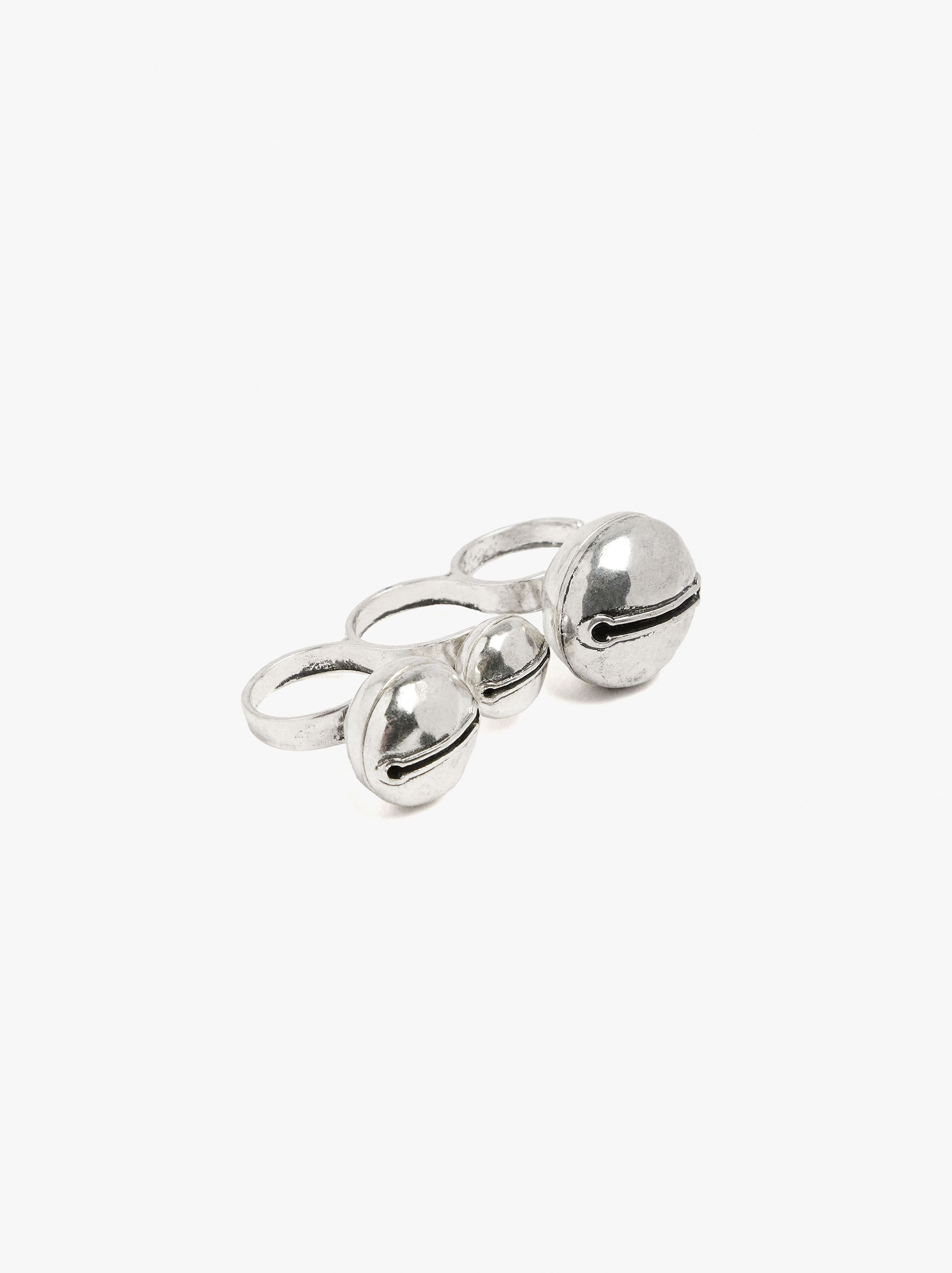 Dreifingerring mit Glöckchen