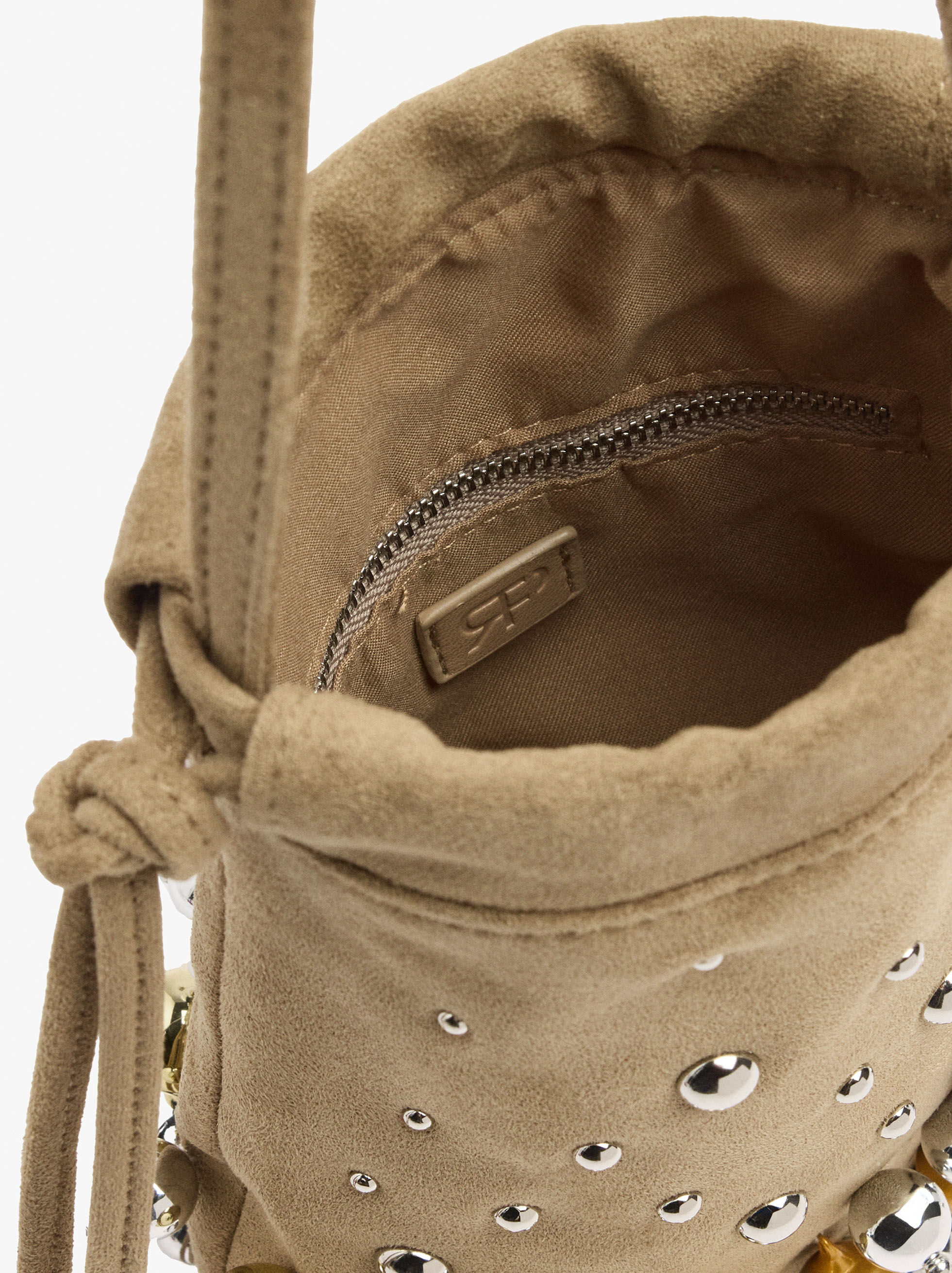 Partytasche mit Kugeln
