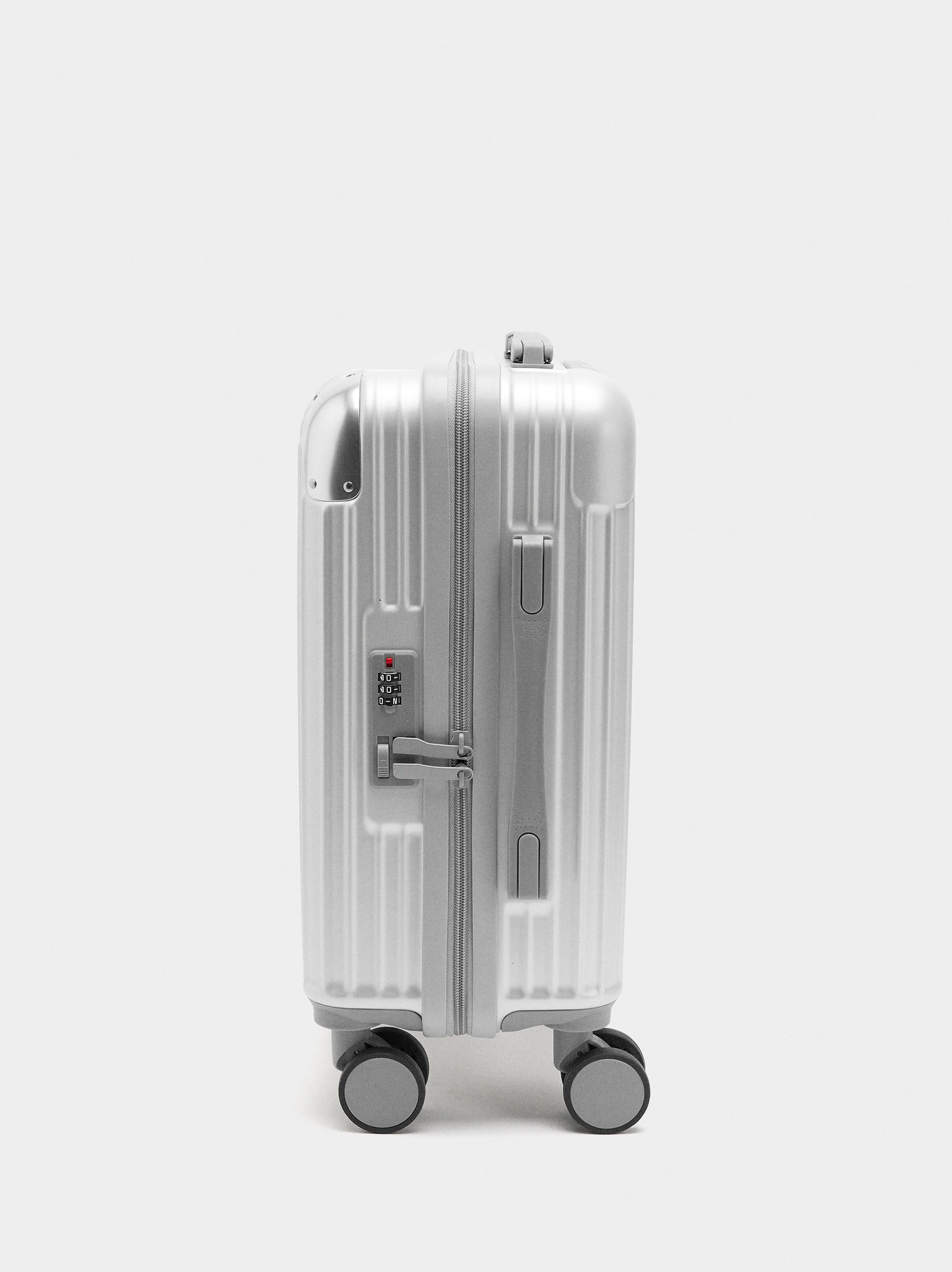 Reisekoffer mit Struktur S