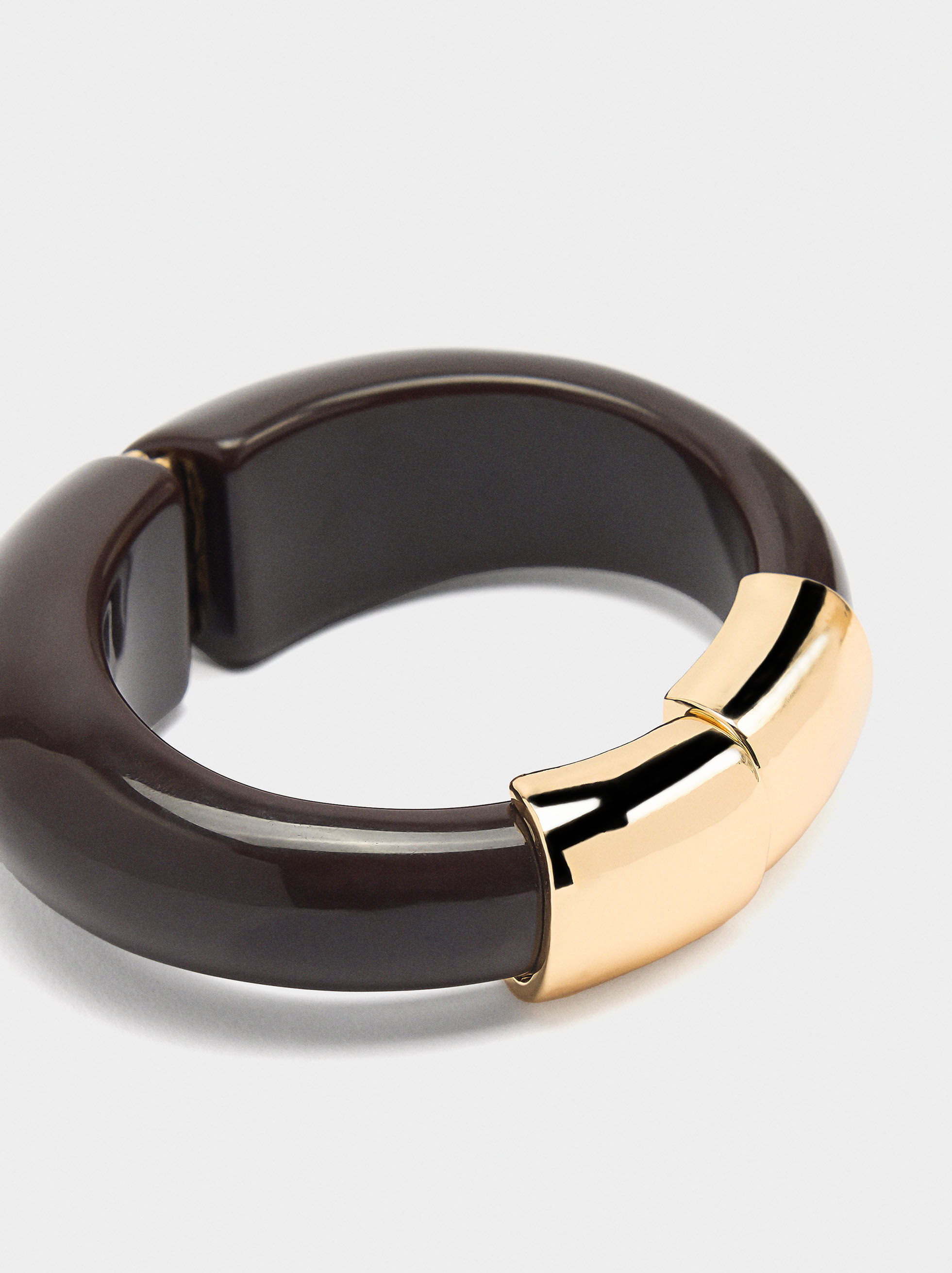 Harte Armband aus Harz