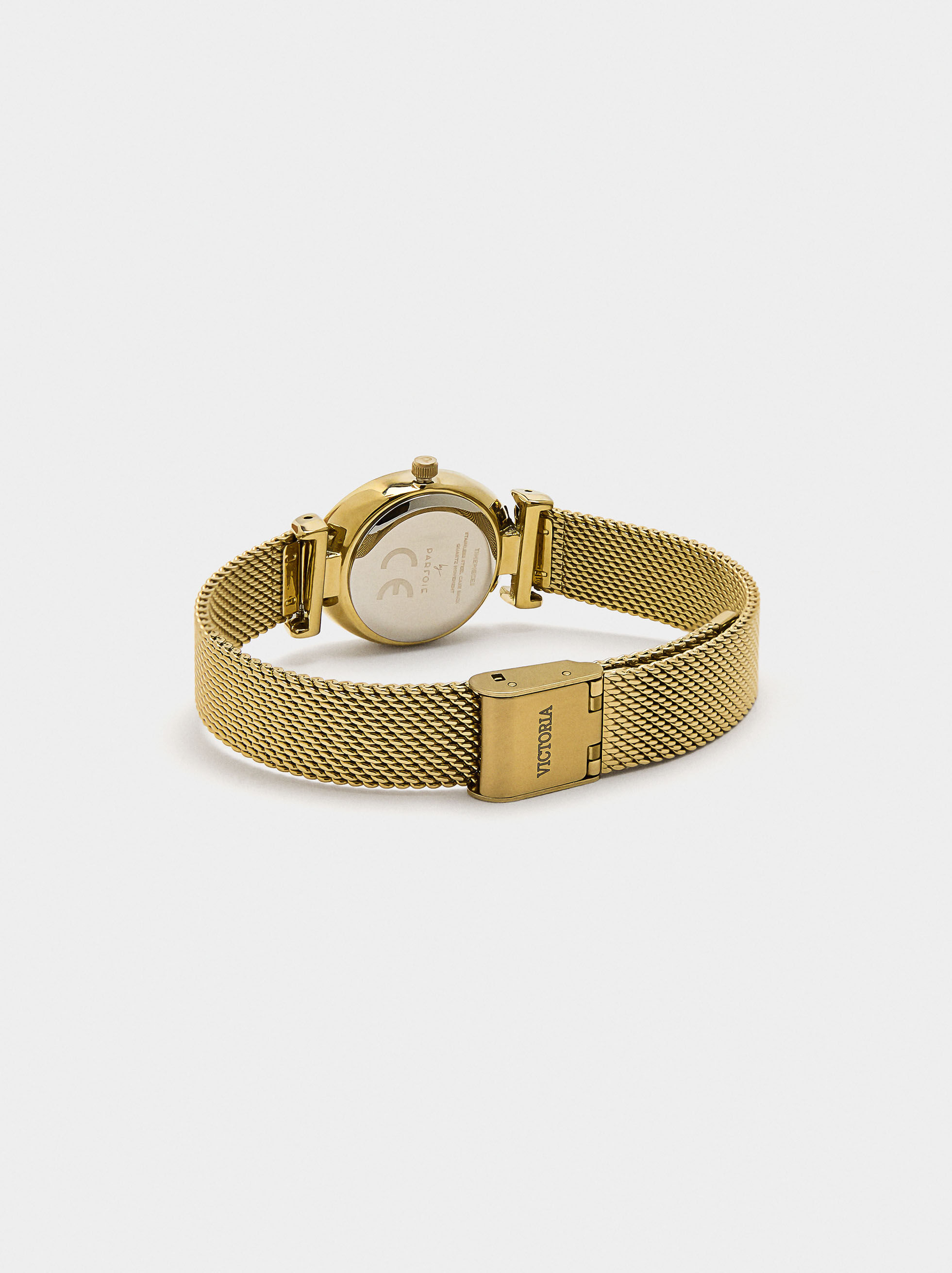 Ovaluhr mit Metallarmband aus Edelstahl