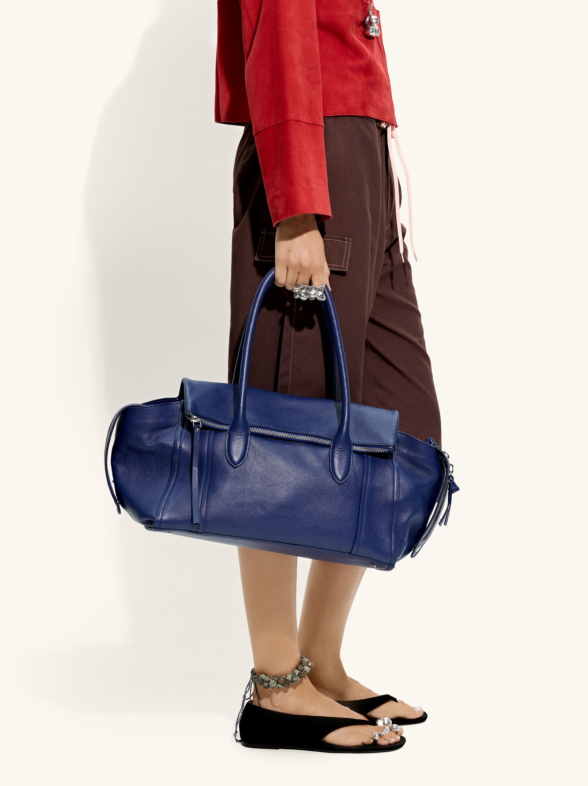 Große Leder-Tasche mit Klappverschluss